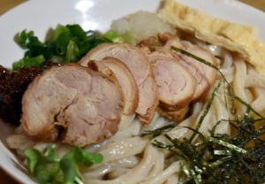 鶏チャーシュー醬油麹うどん
